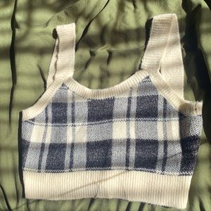 cropped sweater tank top